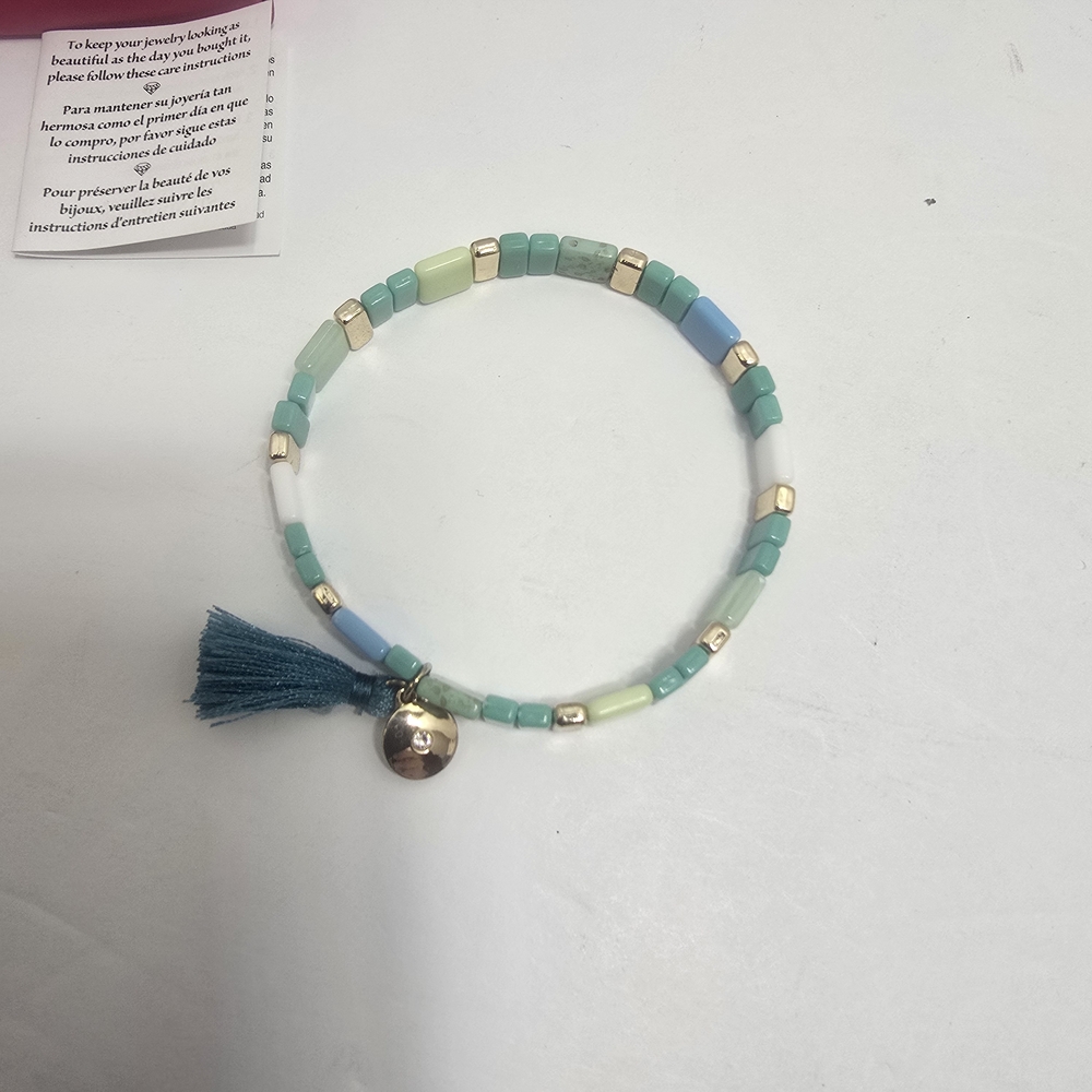 Avon Blue and Cream Beaded Bracelet with Tassel - Picture 2 of 7